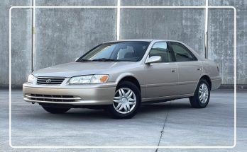 2001 Toyota Camry Brochure