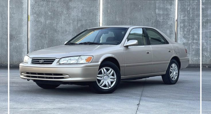 2001 Toyota Camry Brochure