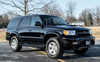 2002 Toyota 4Runner Brochure