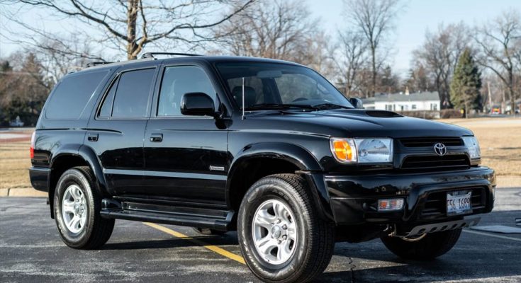 2002 Toyota 4Runner Brochure