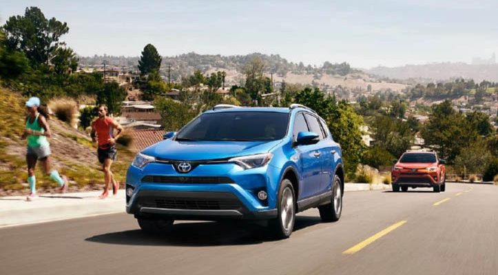 2016 Toyota RAV4 Brochure