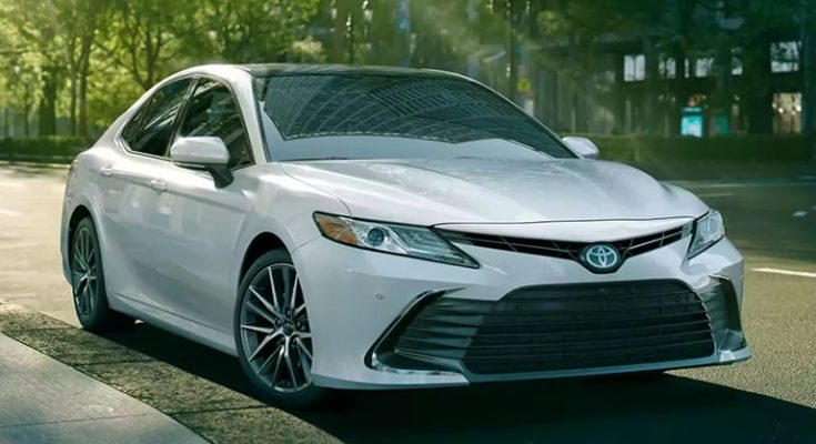 2024 Toyota Camry SE Pricing, Specs and Features