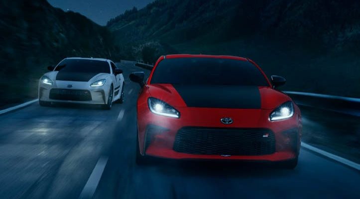 2024 Toyota GR86 Brochure